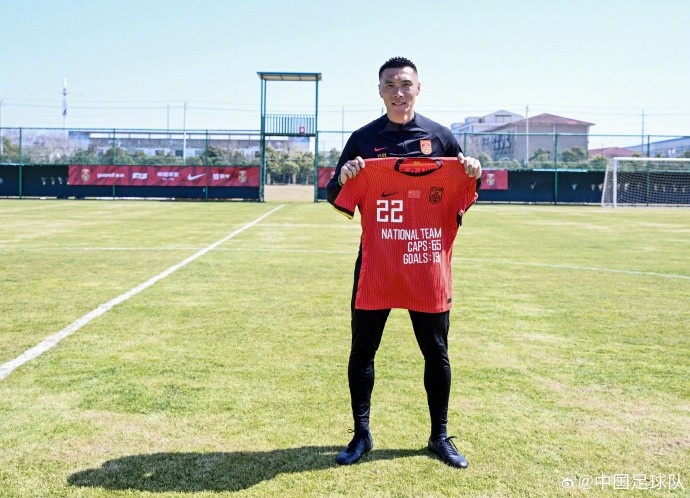 向退役的前國家隊球員于大寶表達(dá)感謝、送上祝福