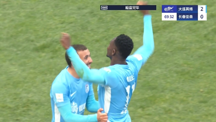 馬萊萊大連處子球！呂焯毅助攻馬萊萊破門，大連英博2-0亞泰