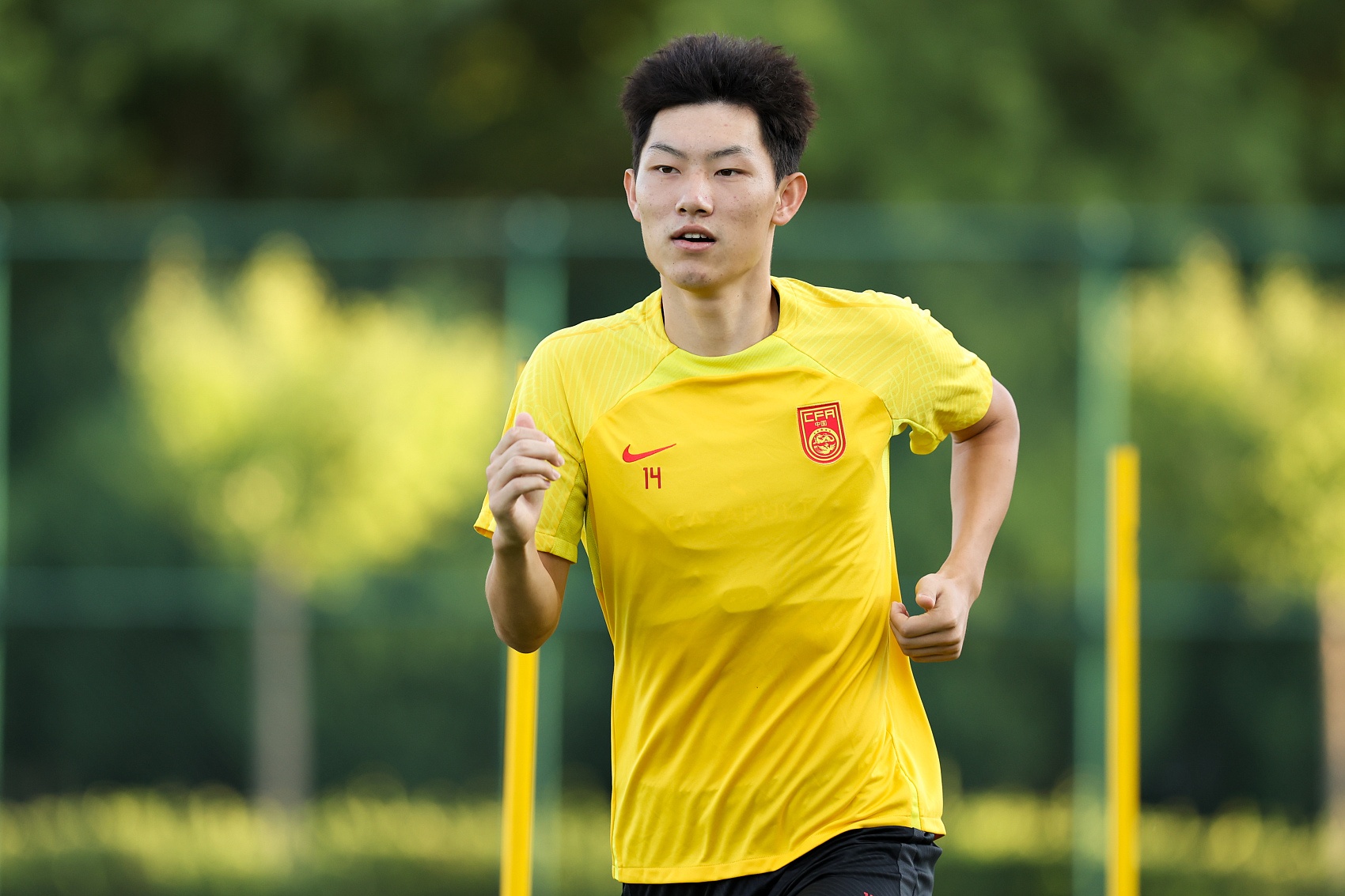 魯媒：泰山隊(duì)抵達(dá)梅州五外援齊整，四名國(guó)腳可出戰(zhàn)史松宸隨隊(duì)