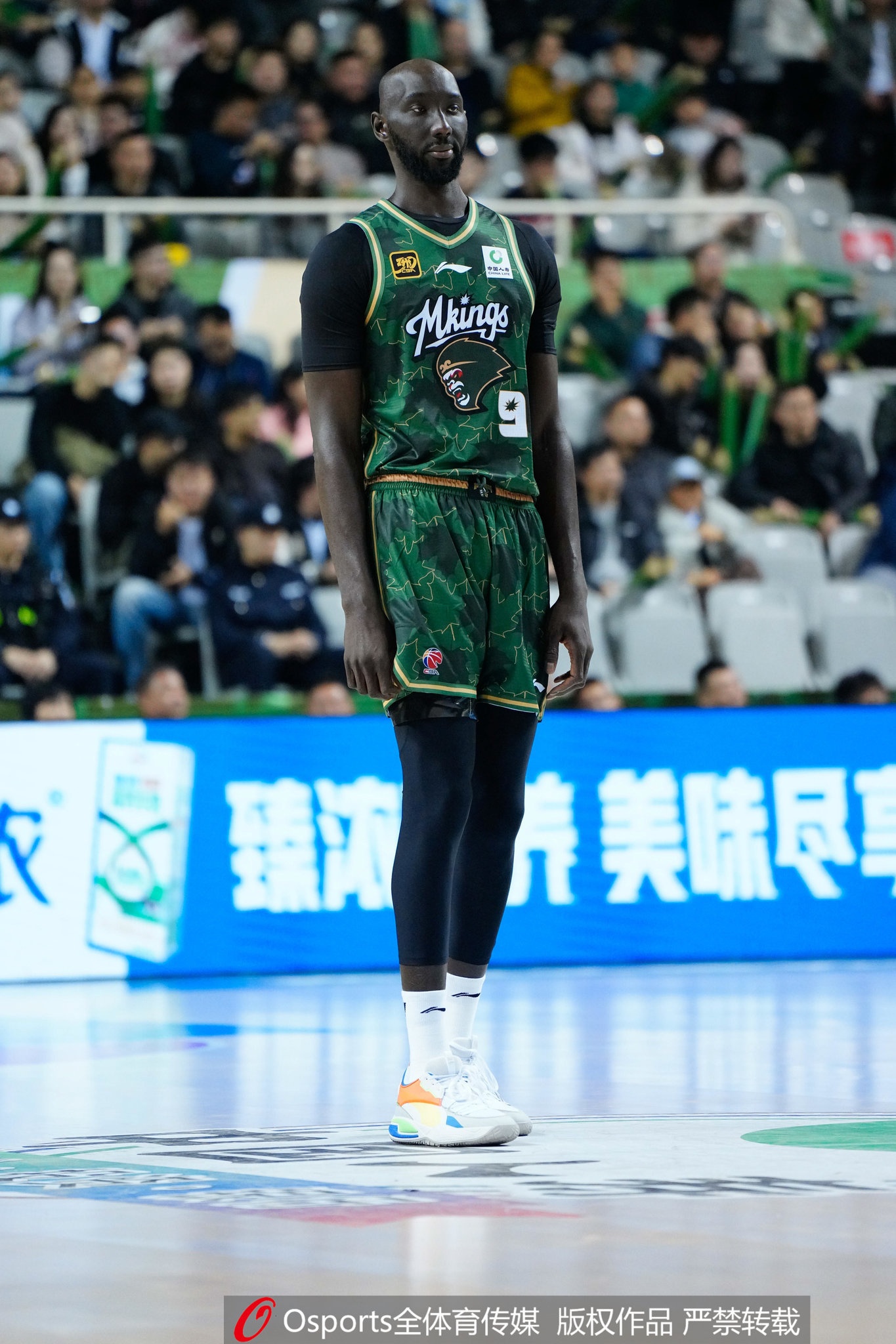 這身高吃餅真舒服！法爾半場8分鐘各種暴扣 4中4貢獻(xiàn)12分4籃板
