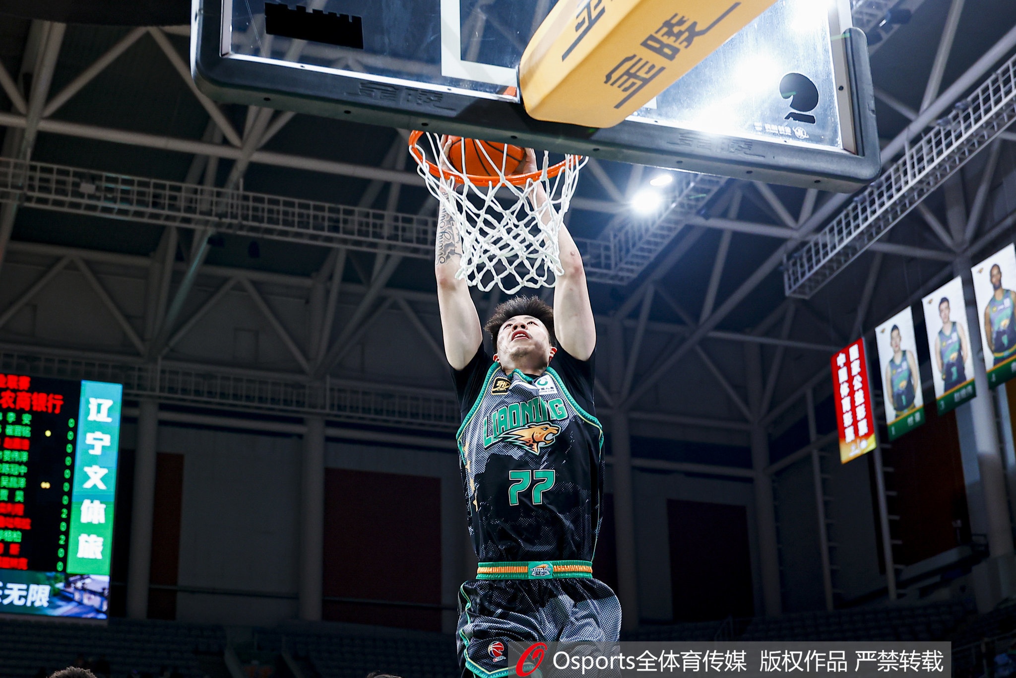 合理且高效！張鎮(zhèn)麟出場24分鐘10中6得12分&送6助攻 正負(fù)值+28